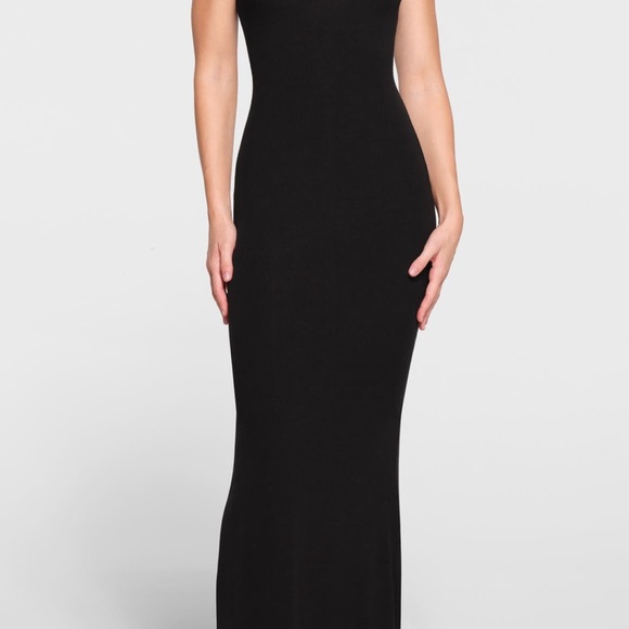 Skims maxi dress - Picture 2 of 4